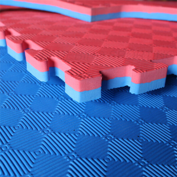 EVA taekwondo mats26 Blue and Red Puzzle Taekwondo Mat