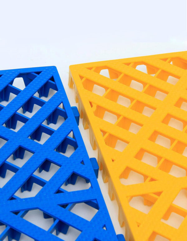 3cm Heavy Duty Plastic Grating | Non-Slip Interlocking Floor Mat for Car Wash